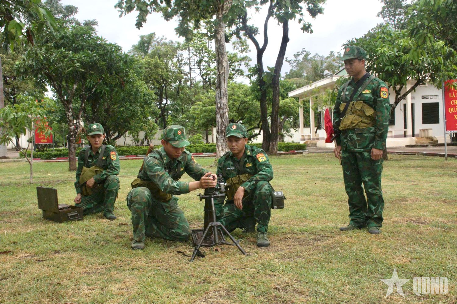 Huấn luyện kỹ vì bình yên biên cương