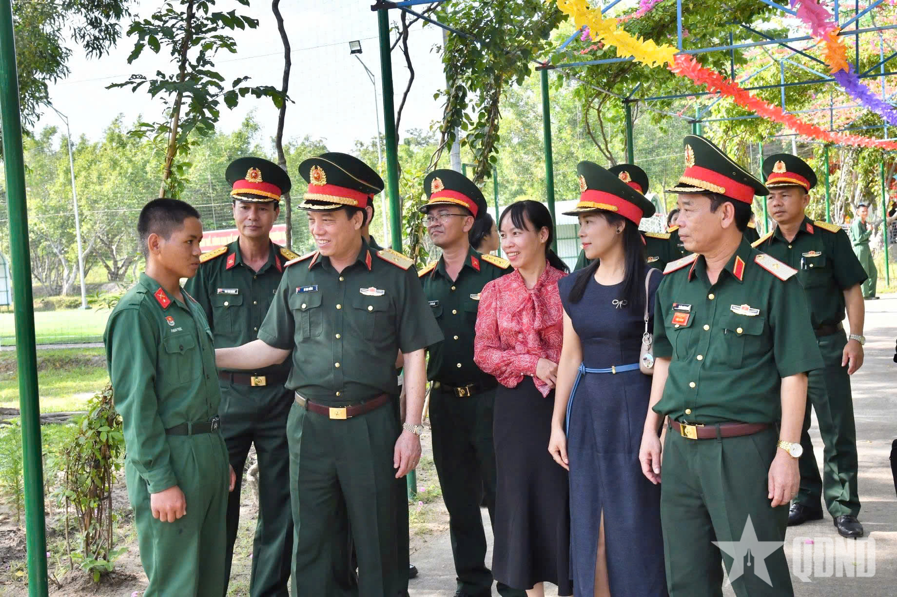 Doanh trại chính quy, xanh, sạch, đẹp ở Trung đoàn 66 (Quân đoàn 34)