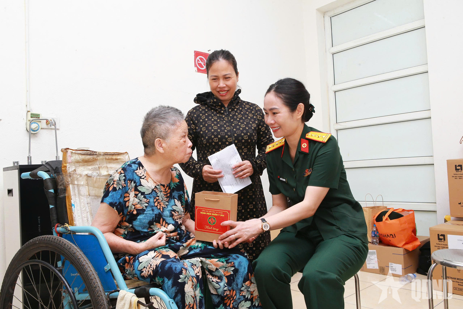 Bệnh viện Quân y 354 tổ chức nhiều hoạt động tri ân