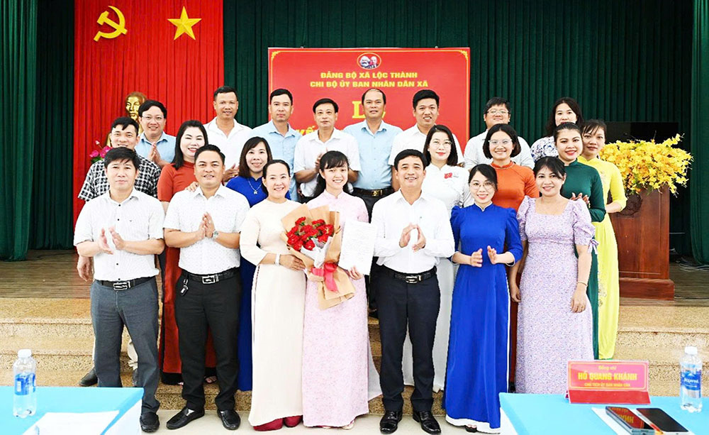 TP Đồng Nai: Quan tâm phát triển Đảng trong đồng bào dân tộc thiểu số
