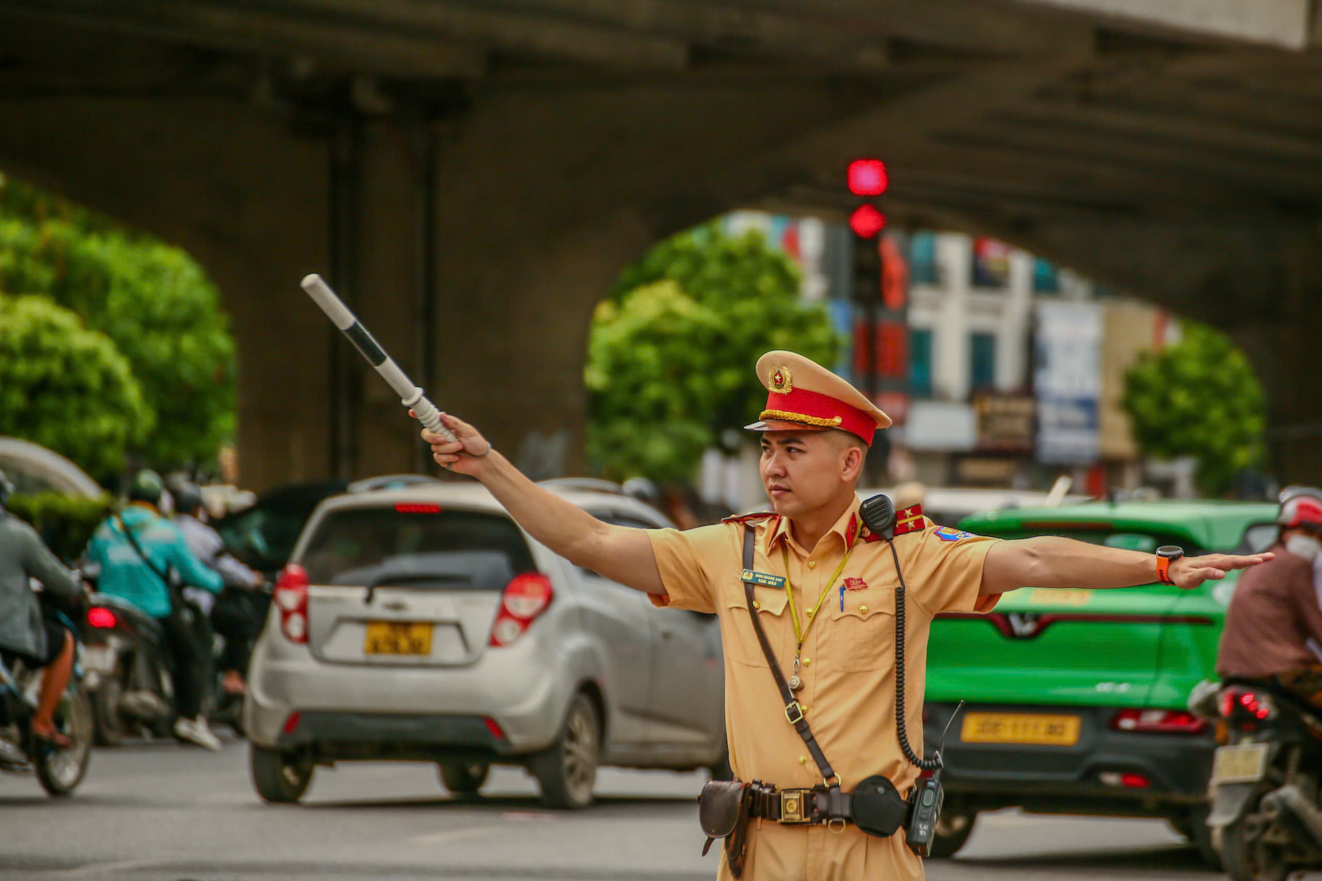 Hà Nội: Tổ chức giao thông phục vụ chương trình “Đi tìm đồng đội - Sao sáng dẫn đường”