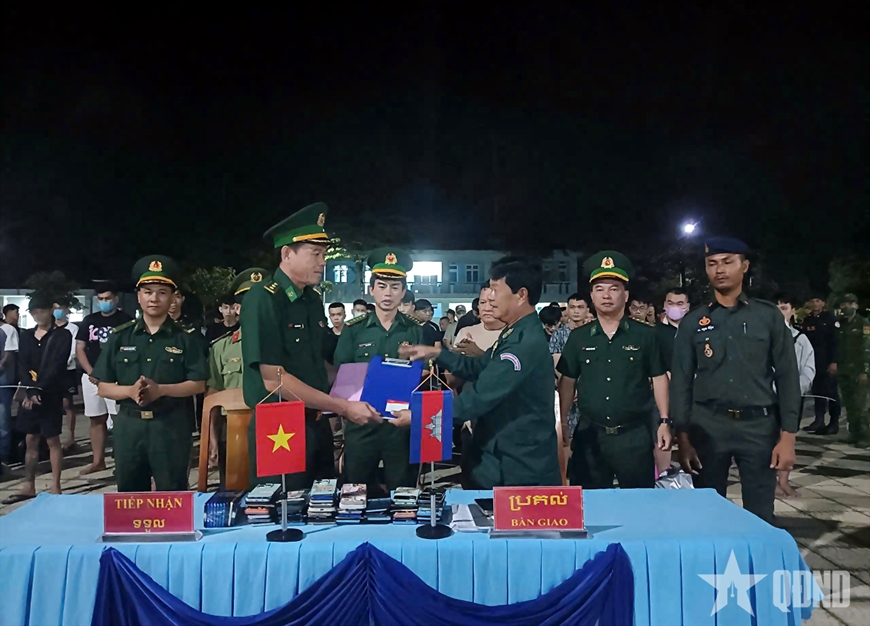 Bộ đội Biên phòng phối hợp triệt phá hai tụ điểm lừa đảo trực tuyến ở nước ngoài