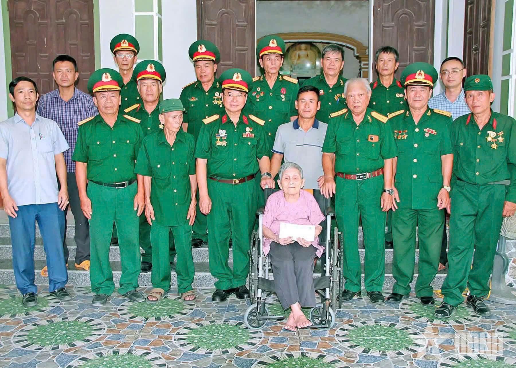 Về chiến trường xưa, theo dấu chân đồng đội