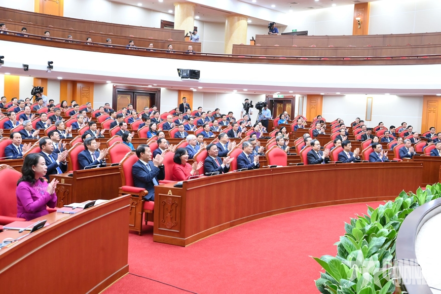 Thông báo Hội nghị lần thứ ba Ban Chấp hành Trung ương Đảng khóa XIV