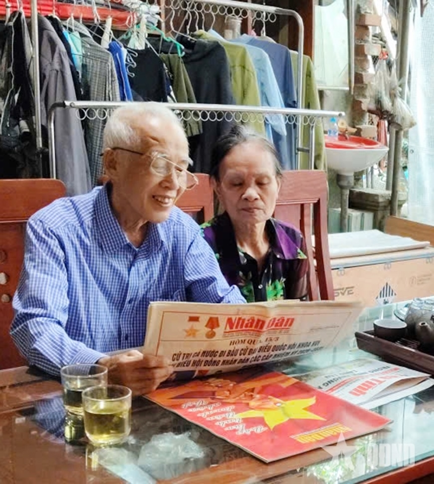 Người đam mê sưu tầm tư liệu về Bác Hồ
