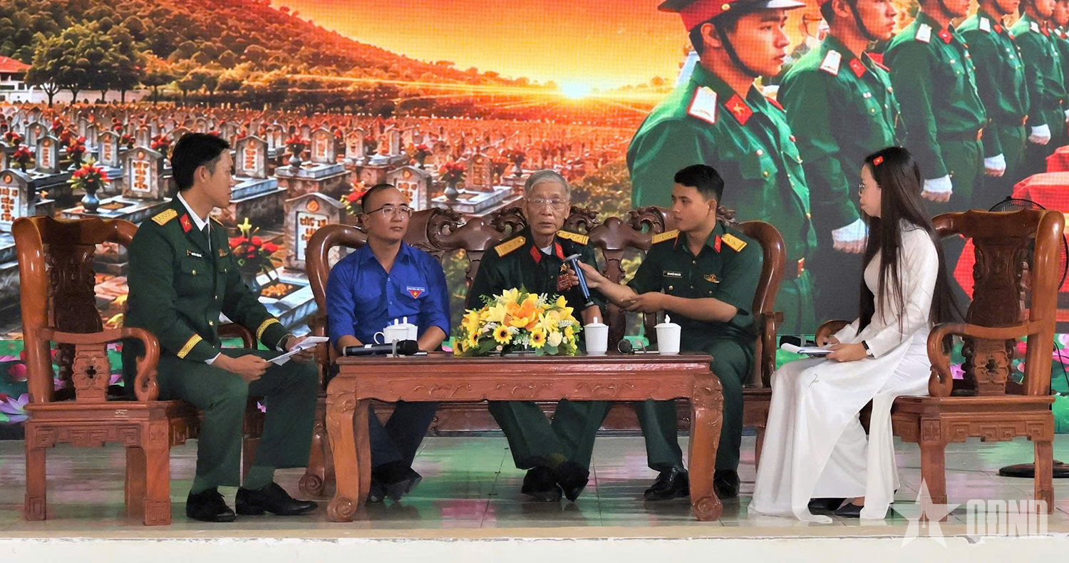 Trung đoàn 892 tọa đàm tri ân các anh hùng liệt sĩ, lan tỏa ý nghĩa Chiến dịch 500 ngày đêm
