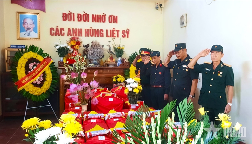 Đẩy mạnh tìm kiếm, quy tập và xác định danh tính hài cốt liệt sĩ (HCLS): Nhiệm vụ chính trị đặc biệt cần sự chung tay của cả hệ thống chính trị