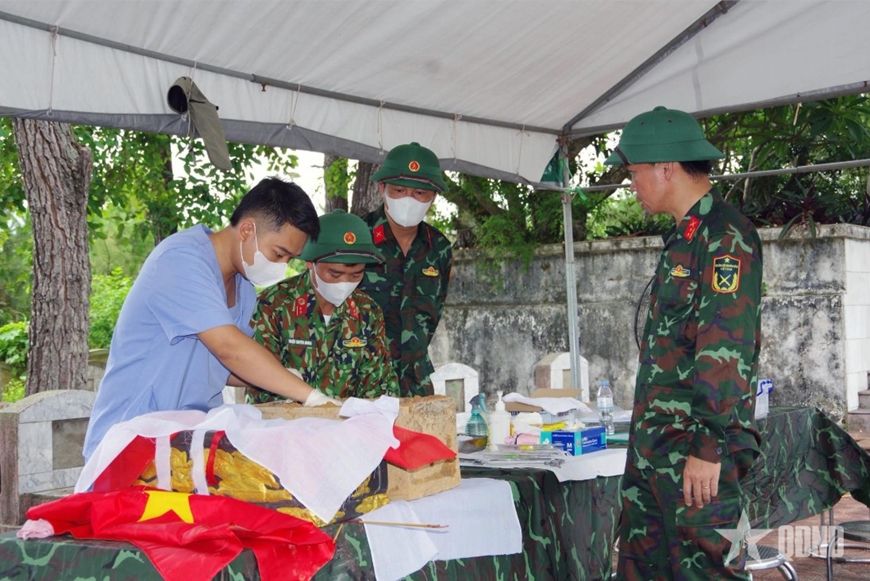 Vẹn tròn đạo lý, thắm nghĩa tri ân