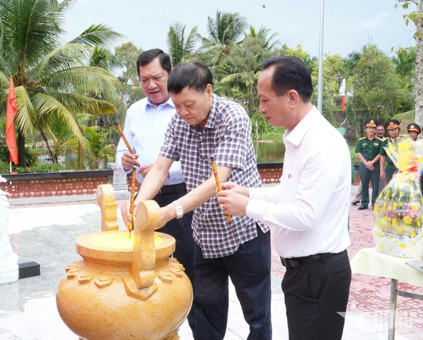Cà Mau: Khánh thành công trình Tượng bia Tiểu đoàn U Minh 2 Anh hùng