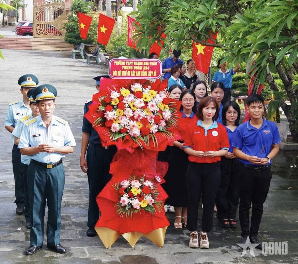 Trung đoàn Pháo phòng không 224 tri ân các anh hùng liệt sĩ bằng những việc làm thiết thực

