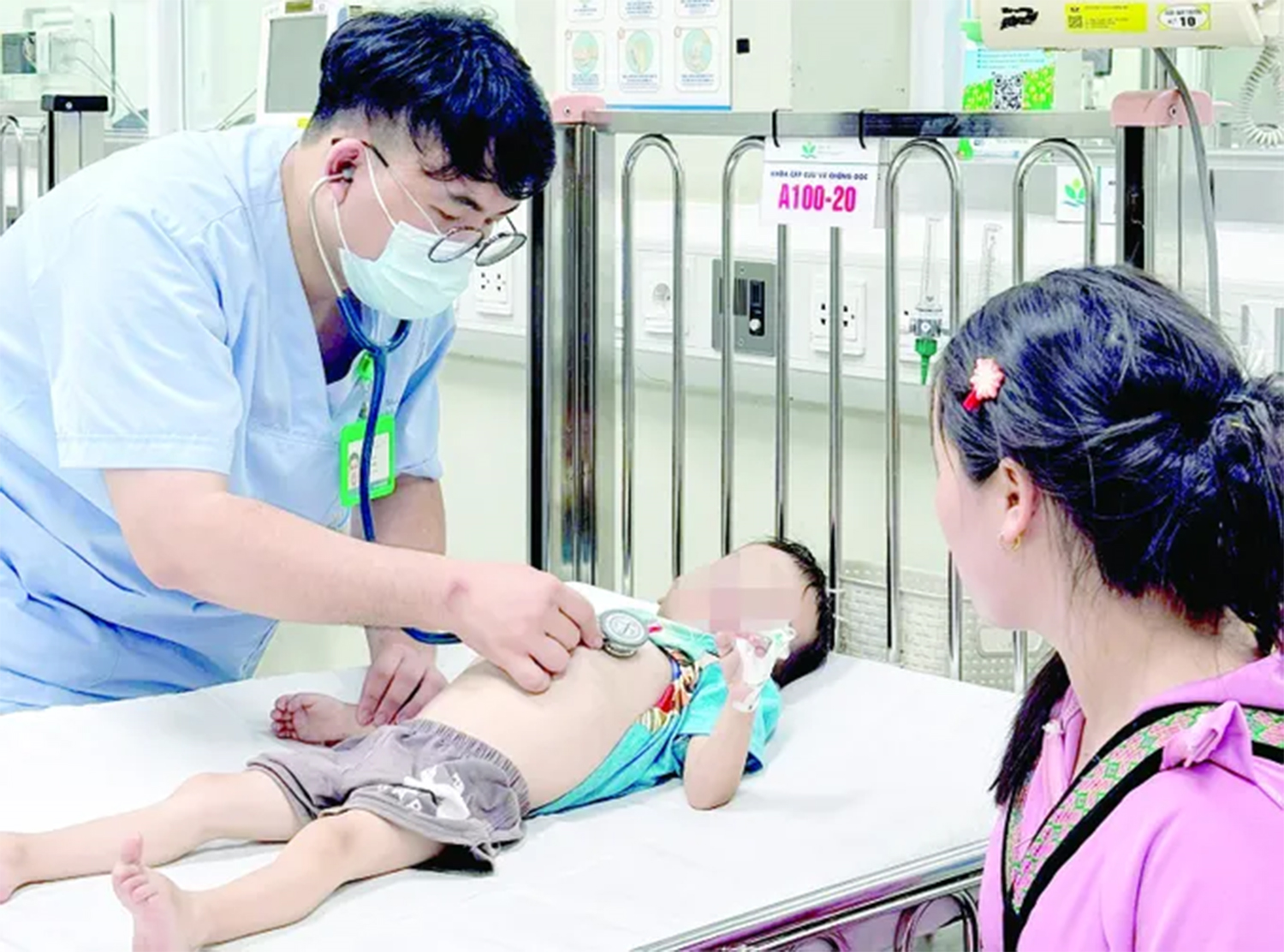 Hà Nội: Số trẻ mắc bệnh Adenovirus tăng cao