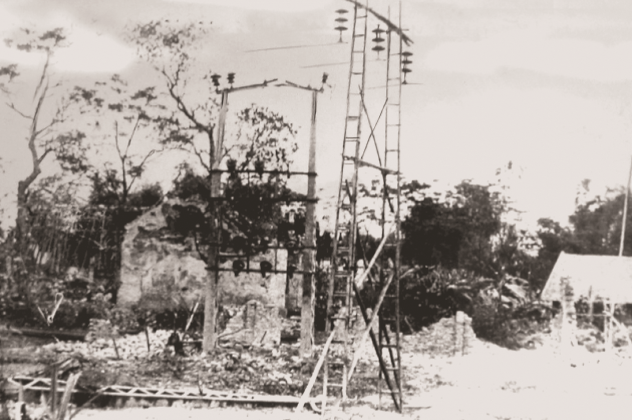 Vì lưới điện Thủ đô: 
“Chiếc cột điện thang tre 35kV”