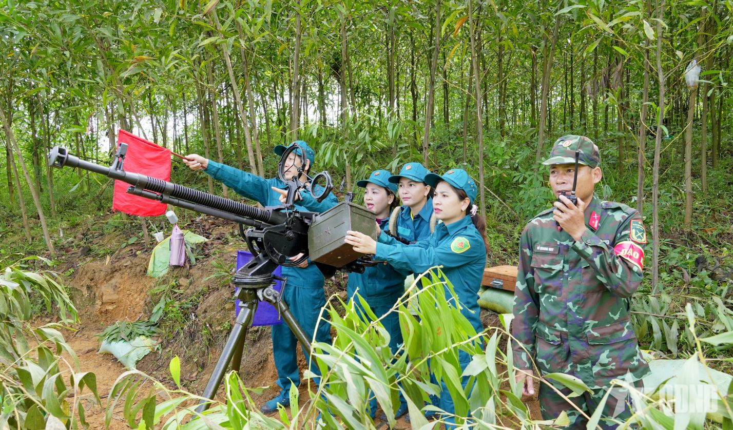 Xã Minh Long (Quảng Ngãi) hoàn thành tốt diễn tập tác chiến trong khu vực phòng thủ