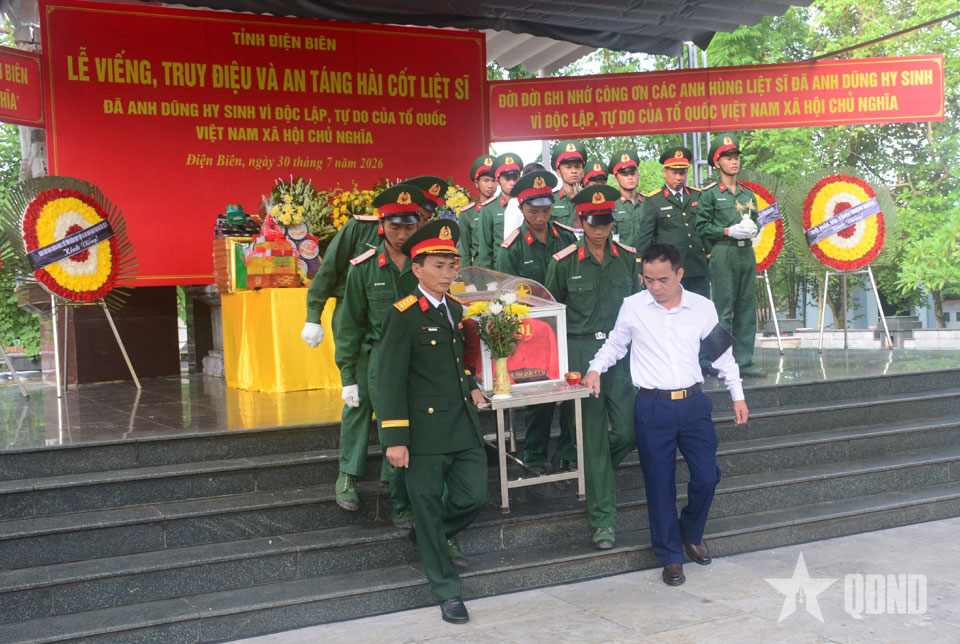 Điện Biên: Truy điệu, an táng 2 hài cốt liệt sĩ