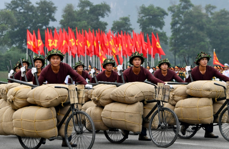 Bộ Quốc phòng trả lời về chế độ đối với dân công hỏa tuyến, cựu quân nhân Trường Sơn