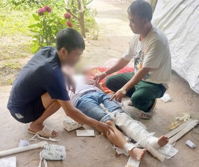 Bệnh xá Quân dân y, Đoàn Kinh tế-Quốc phòng 379 (Quân khu 2) hỗ trợ kịp thời trường hợp bị tai nạn giao thông
