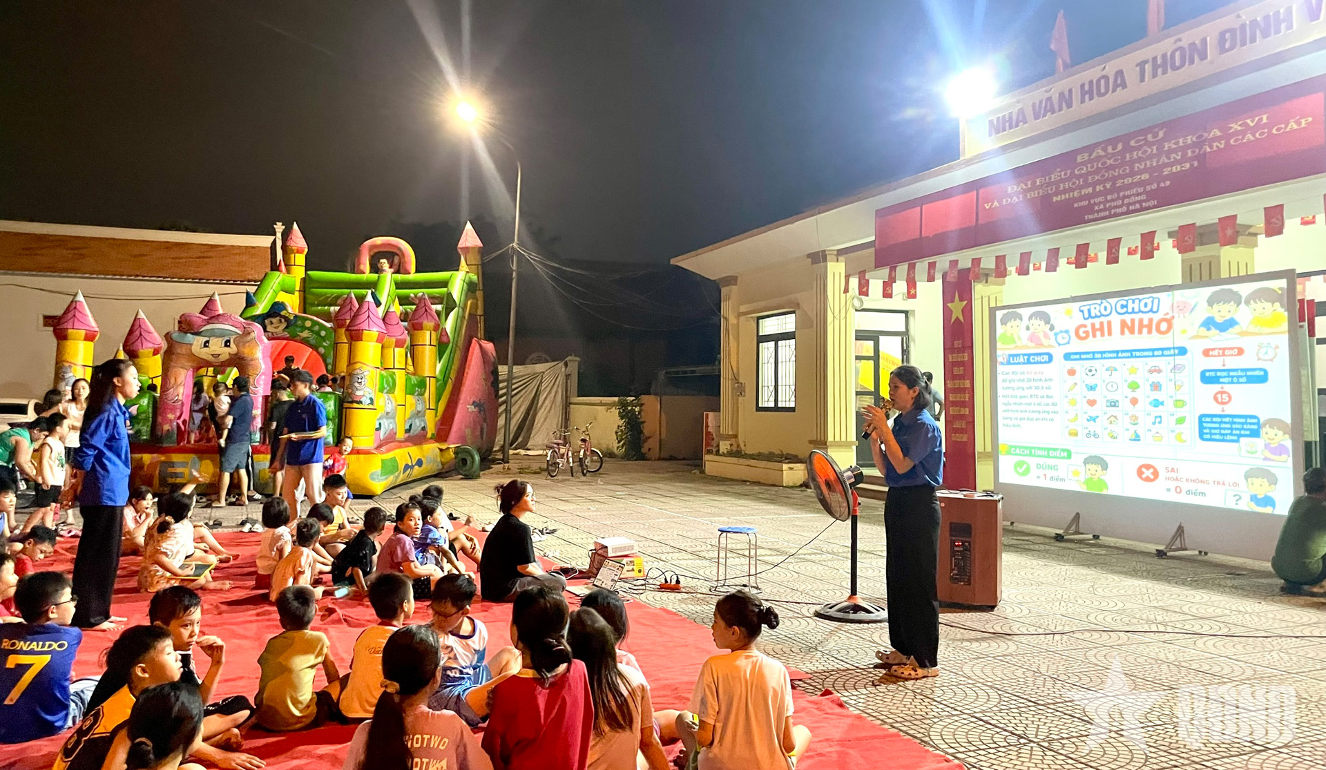 Sôi động sân chơi hè cho thiếu nhi ở Đình Vỹ