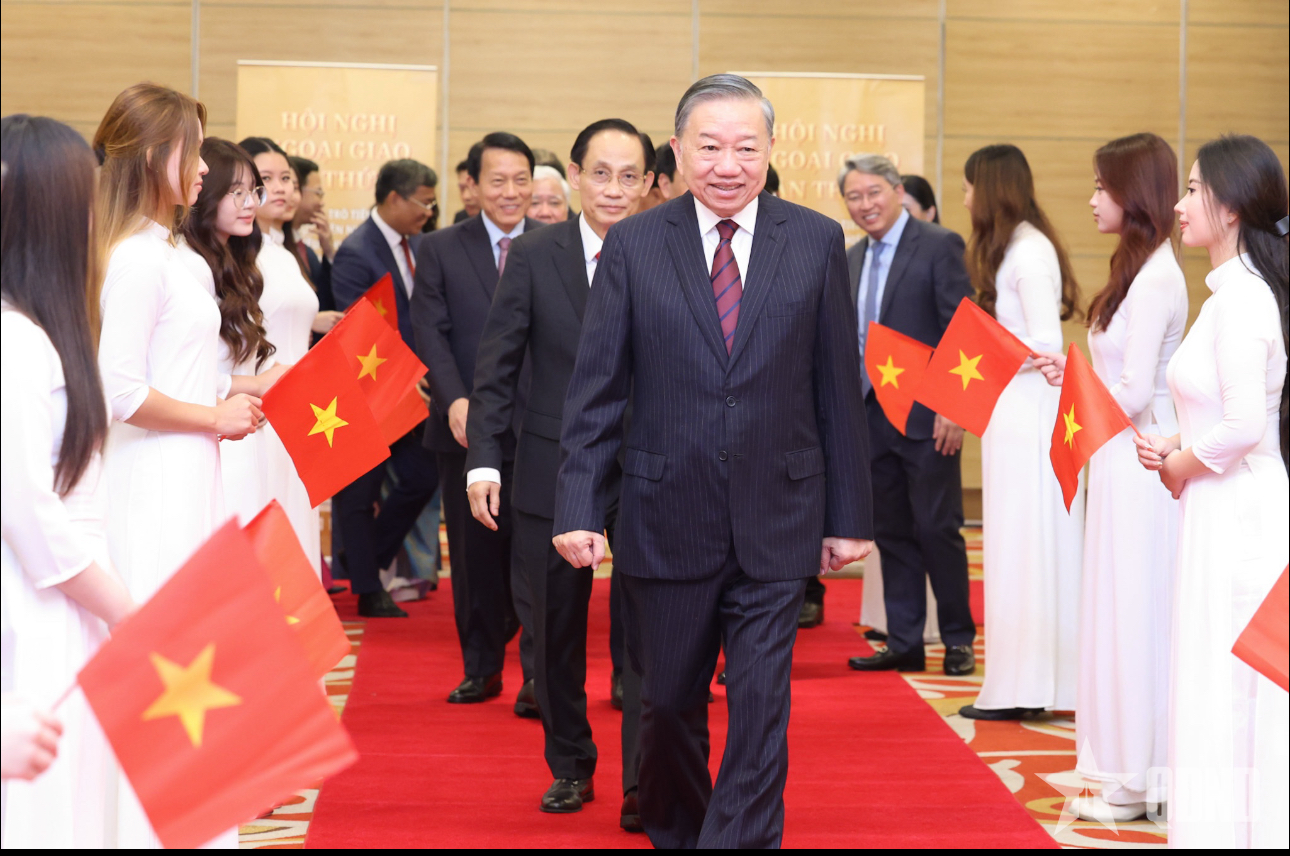 Tổng Bí thư, Chủ tịch nước Tô Lâm dự khai mạc Hội nghị Ngoại giao lần thứ 33