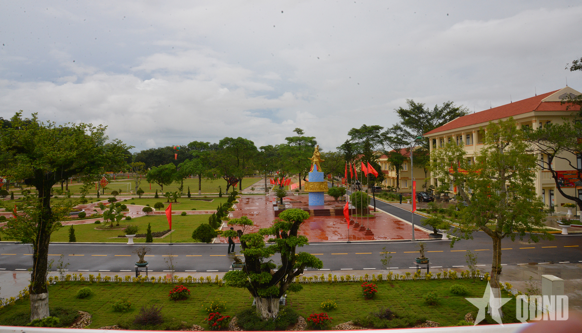 Doanh trại Trung đoàn 43 chính quy, đẹp hơn sau hội thi