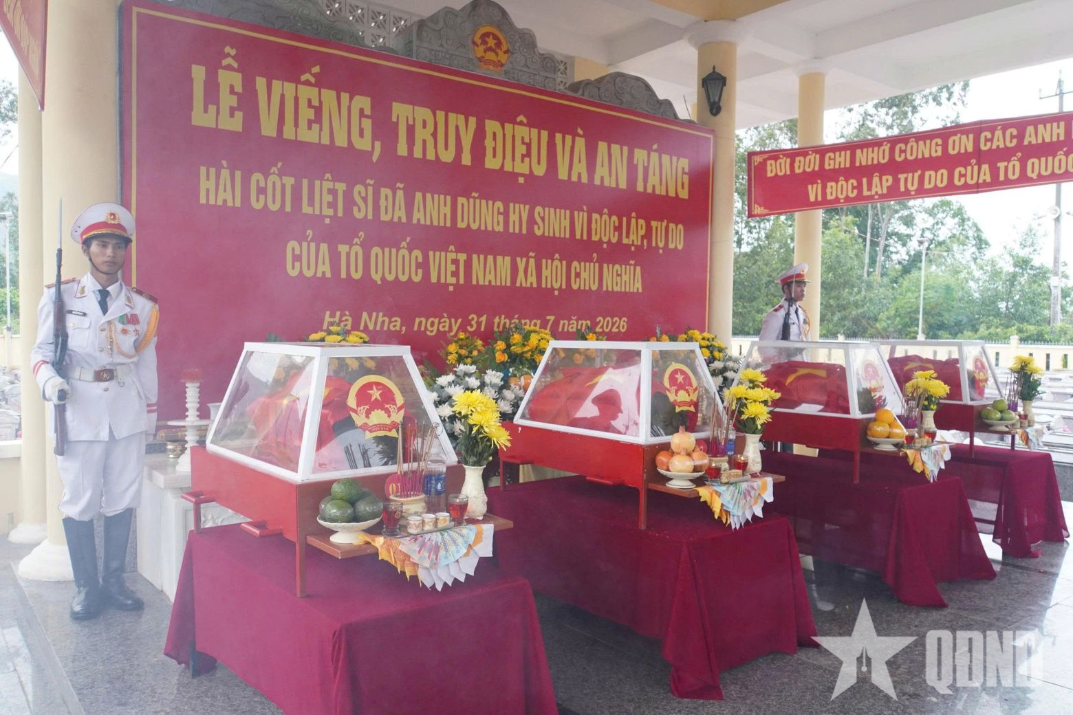 Đà Nẵng: Truy điệu, an táng 4 hài cốt liệt sĩ được tìm thấy tại hang Đá Sập