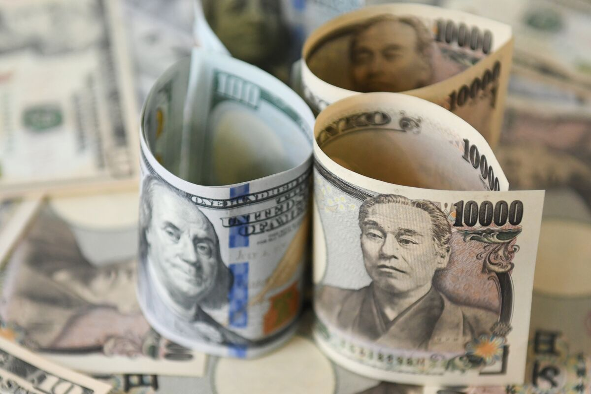 Tỷ giá USD hôm nay (4-8): Đồng USD phục hồi nhẹ