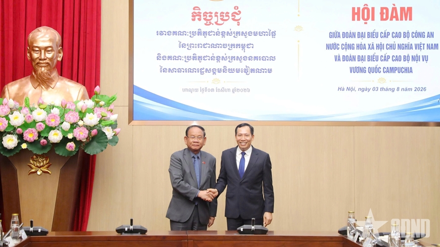 L&atilde;nh đạo Bộ C&ocirc;ng an hội đ&agrave;m với Đo&agrave;n đại biểu cấp cao Bộ Nội vụ Campuchia