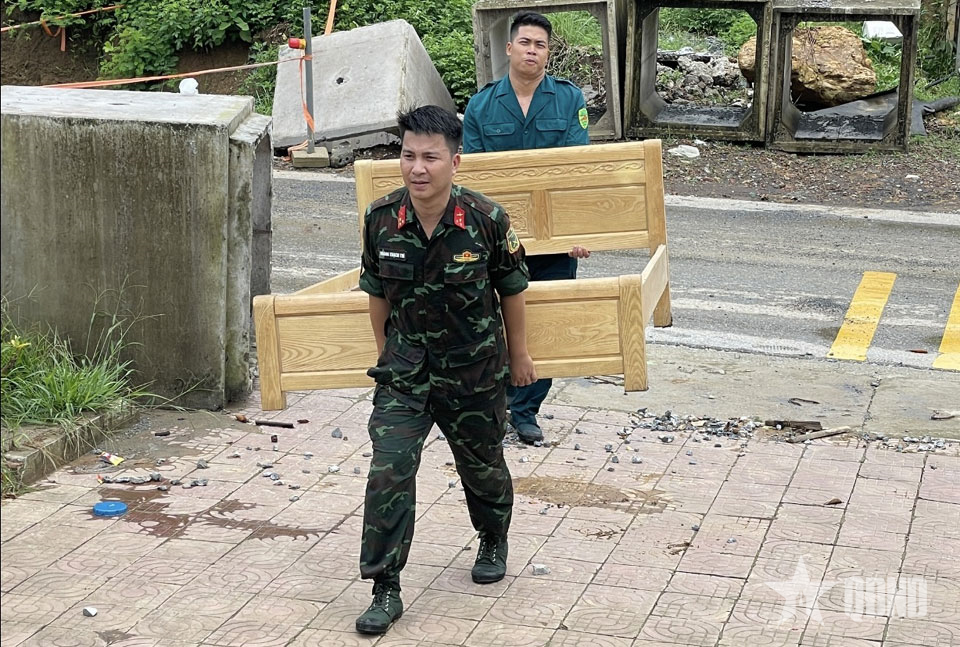Lào Cai: Huy động 535 cán bộ, chiến sĩ khắc phục hậu quả thiên tai