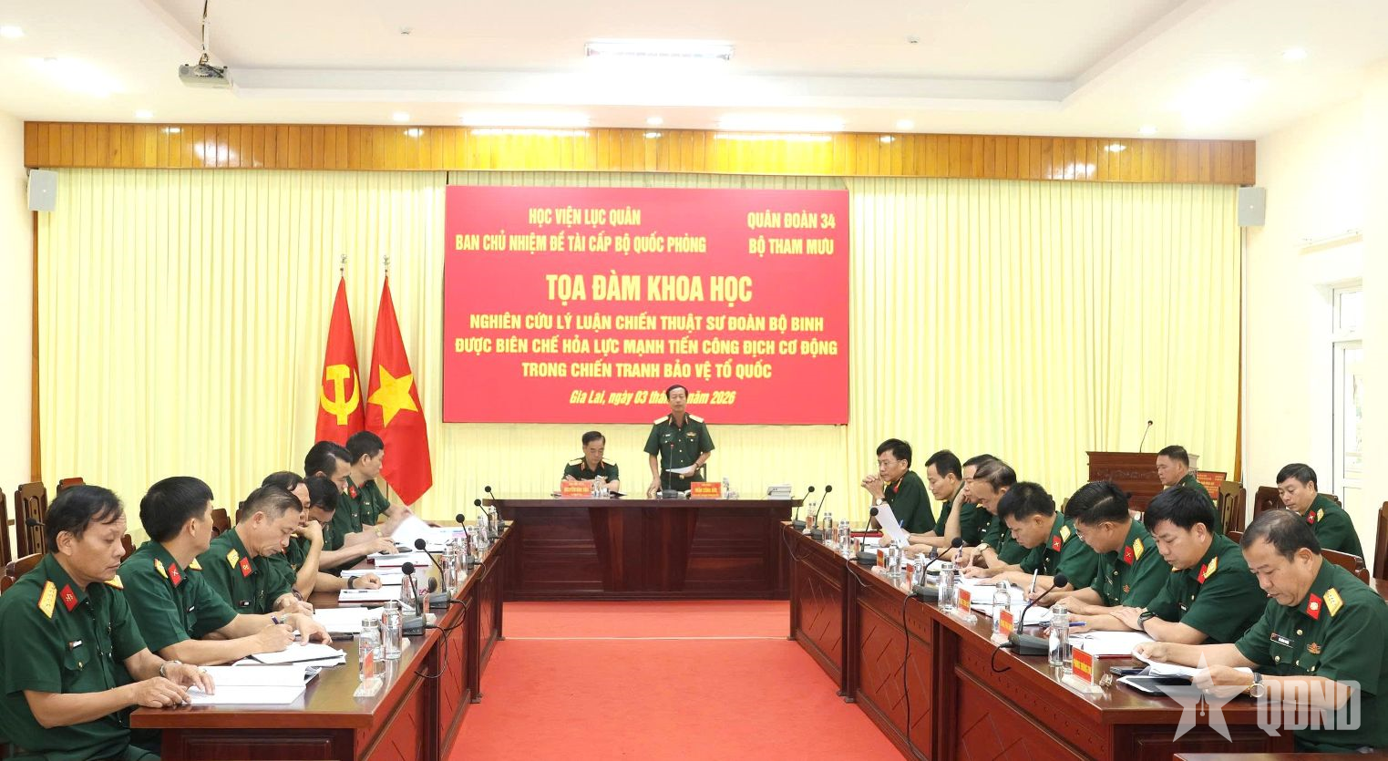 Phát triển lý luận quân sự về chiến thuật sử dụng sư đoàn bộ binh được biên chế hỏa lực mạnh trong chiến tranh hiện đại