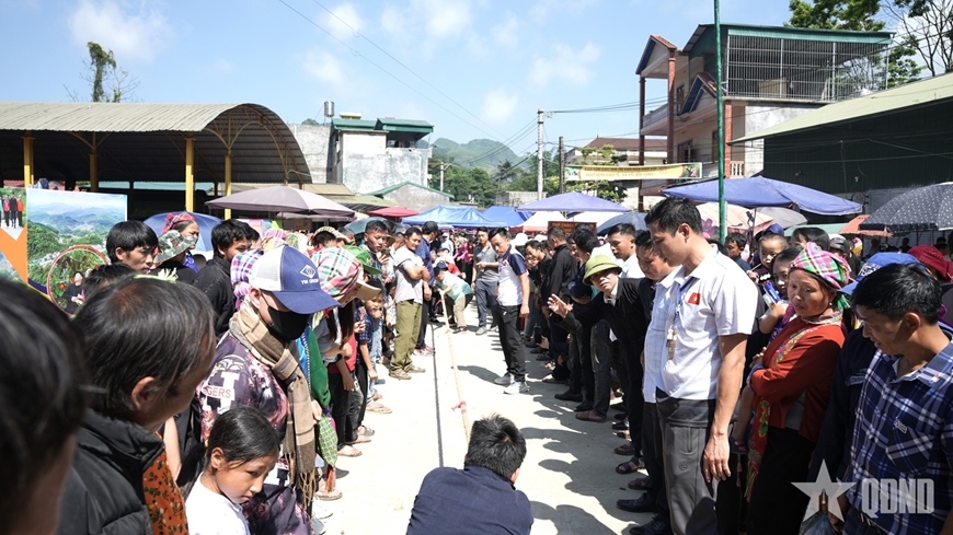 Giữ hồn dân tộc từ những trò chơi dân gian ở Tuyên Quang
