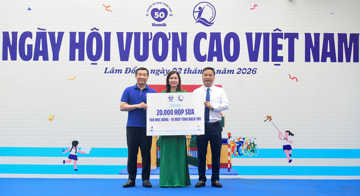 50 năm Vinamilk: Bền bỉ chăm sóc nền tảng cho thế hệ Việt Nam tương lai