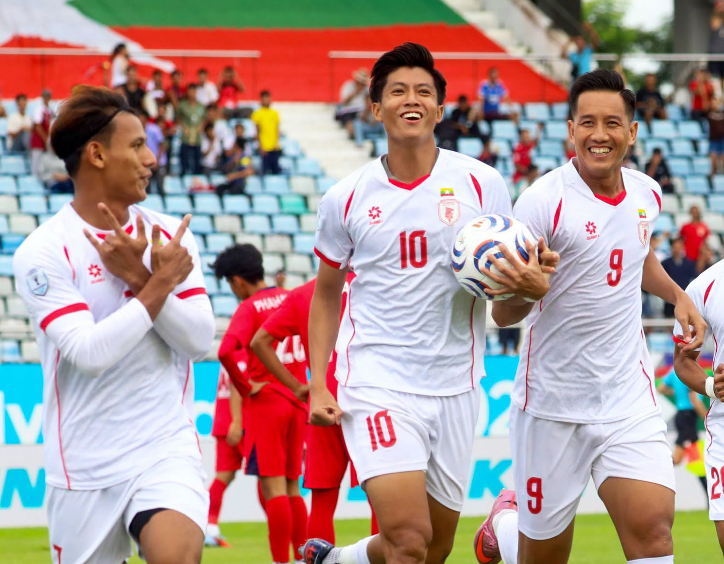 ASEAN Cup 2026: Myanmar tạo cuộc đua hấp dẫn ở bảng B

