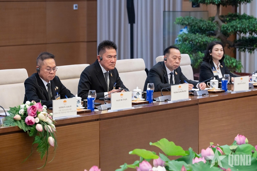 Chủ tịch Quốc hội Trần Thanh Mẫn hội đàm với Chủ tịch Quốc hội Thái Lan Sophon Zaram