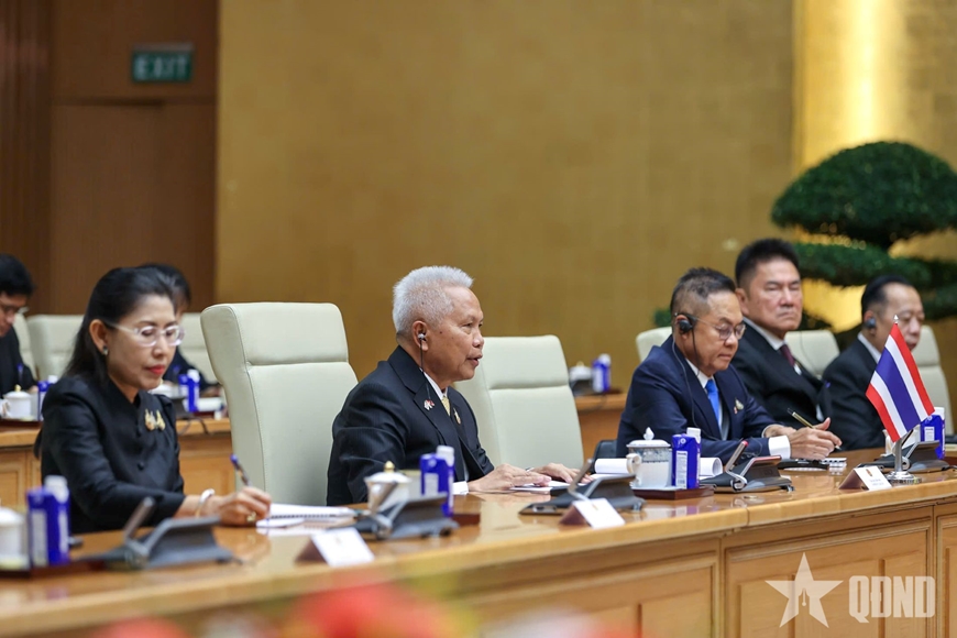 Thủ tướng L&ecirc; Minh Hưng hội kiến Chủ tịch Quốc hội Th&aacute;i Lan