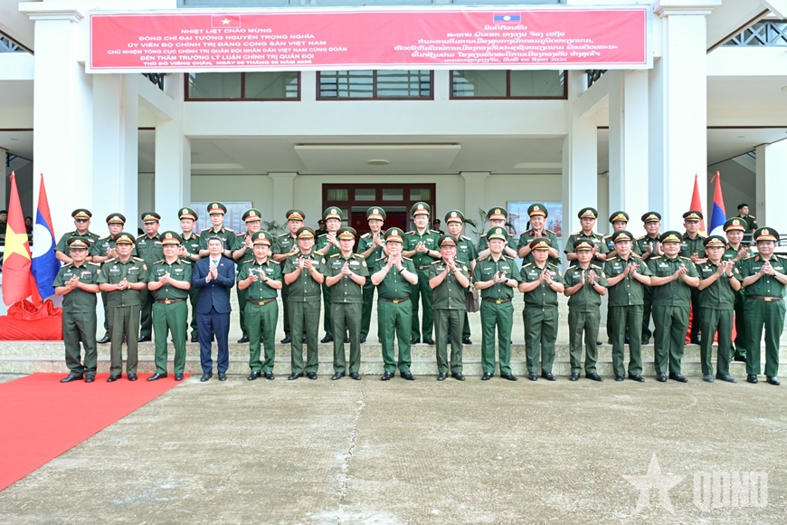 Đại tướng Nguyễn Trọng Nghĩa dự chuỗi hoạt động tăng cường hợp tác giữa Tổng cục Chính trị Quân đội hai nước Việt Nam - Lào