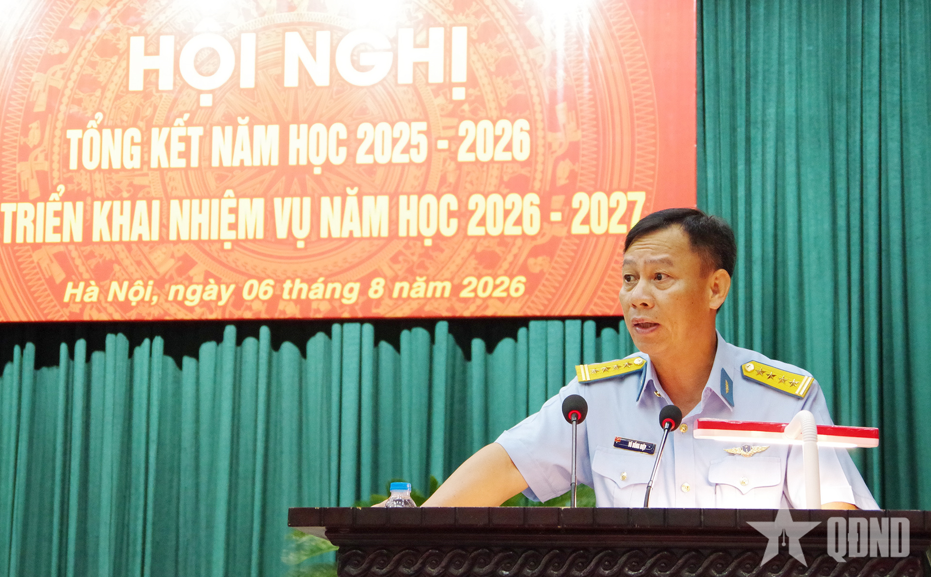 Tập trung xây dựng đội ngũ nhà giáo, cán bộ quản lý giáo dục theo hướng chuẩn hóa