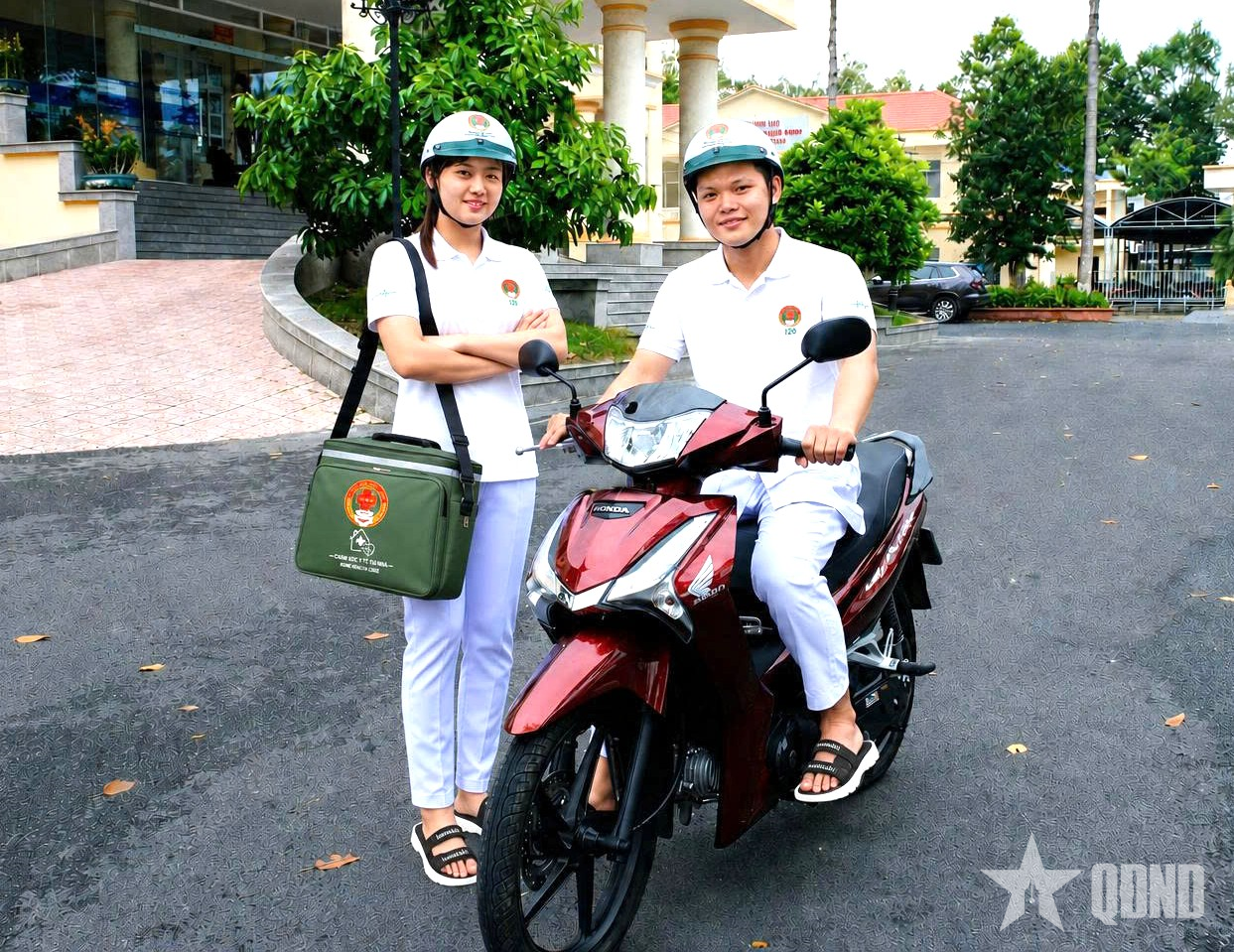 Quân khu 9: Bệnh viện Quân y 120 triển khai lấy mẫu xét nghiệm tại nhà