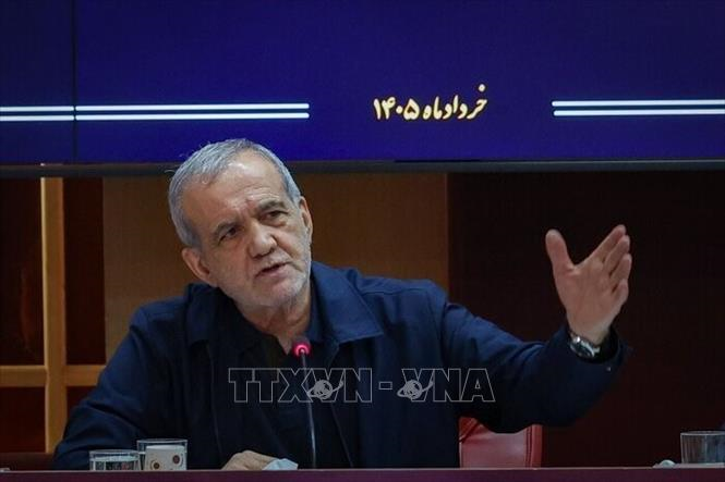 Xung đột tại Trung Đông: Tổng thống Iran ủng hộ đối thoại với Mỹ
