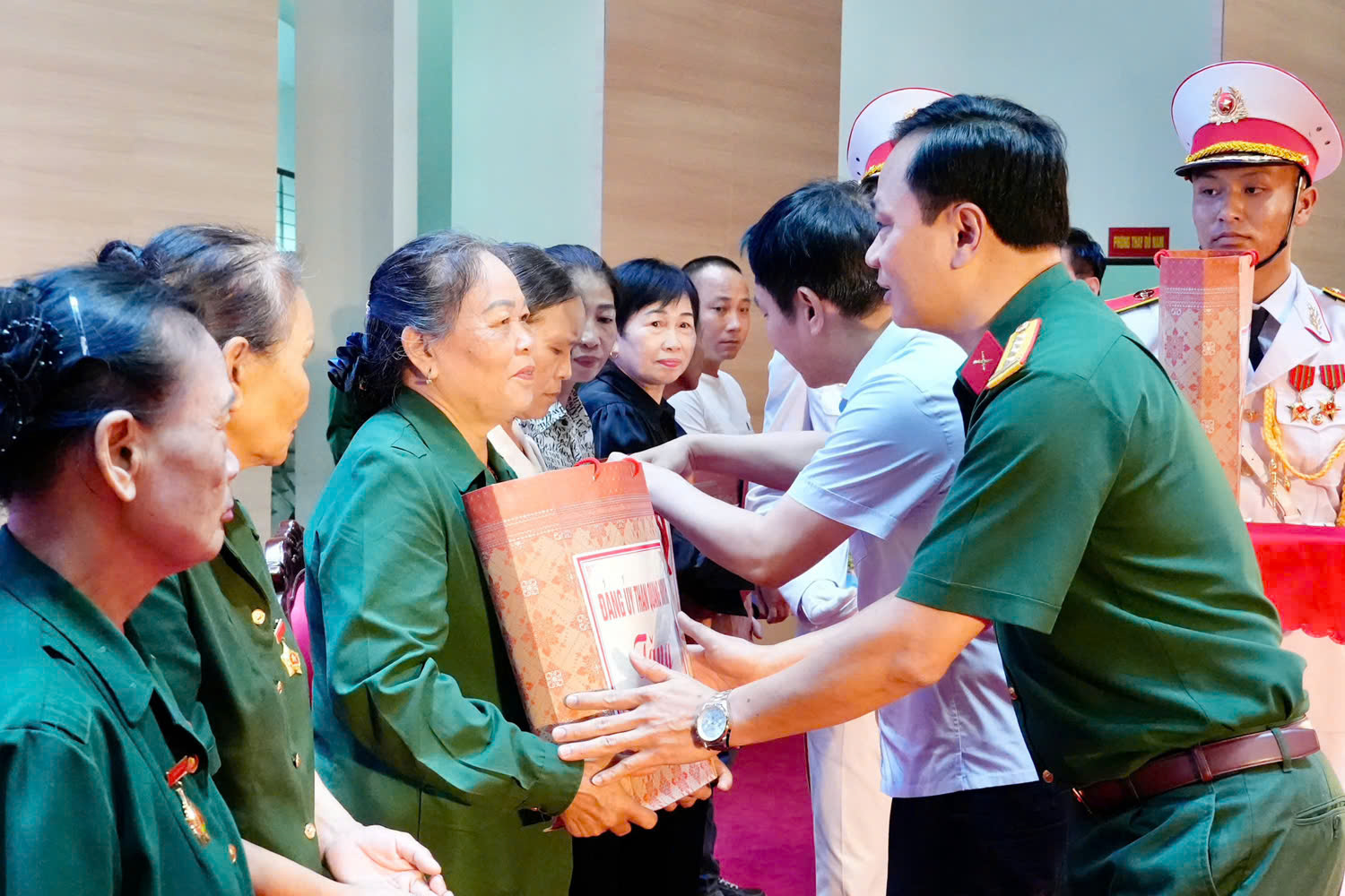 LLVT Quảng Ninh: Lan tỏa những việc làm thiết thực vì nhân dân