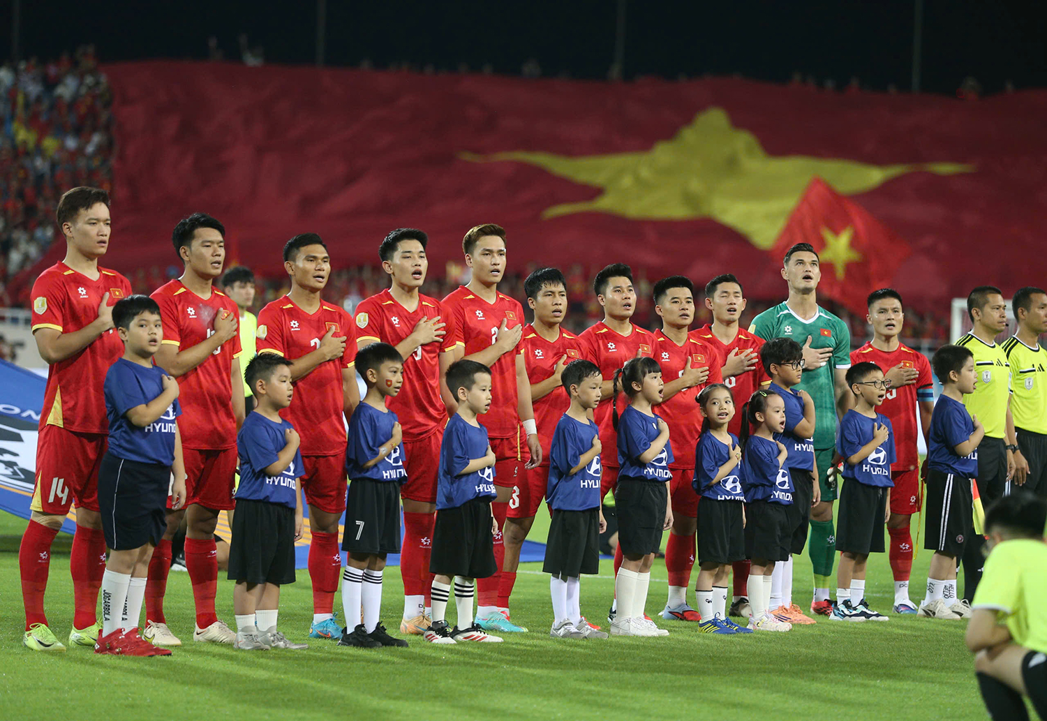 Vé xem đội tuyển Việt Nam đá bán kết ASEAN Cup 2026 có giá bao nhiêu?

