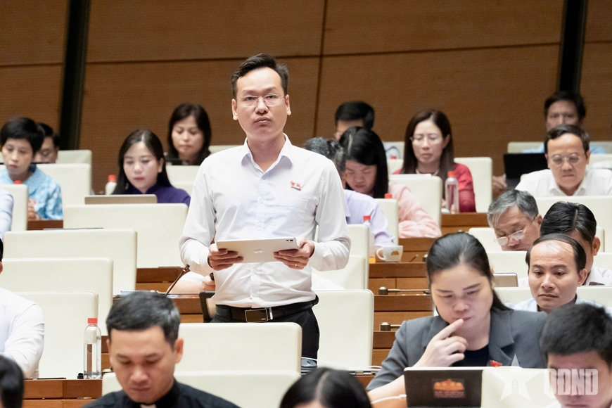 Đại biểu Quốc hội: Ưu tiên chất lượng, bảo vệ tối đa quyền lợi người lao động Việt Nam ở nước ngoài