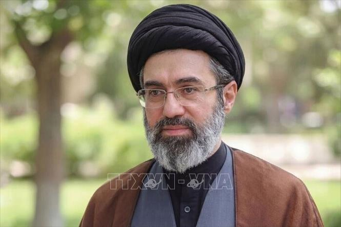 Lãnh tụ tối cao Iran bổ nhiệm 6 chỉ huy quân sự mới
