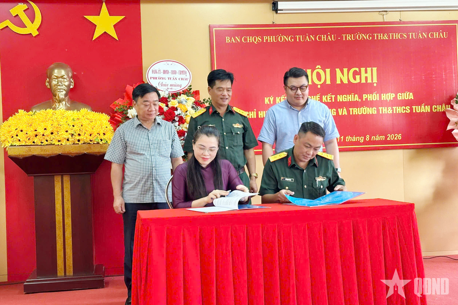 Quảng Ninh: Ban CHQS phường Tuần Châu ký kết quy chế phối hợp với Trường TH&THCS Tuần Châu

