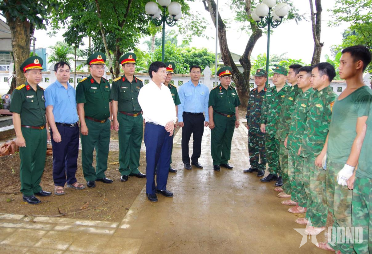 Lãnh đạo tỉnh Điện Biên thăm, động viên các lực lượng thực hiện nhiệm vụ “Chiến dịch 500 ngày đêm”

