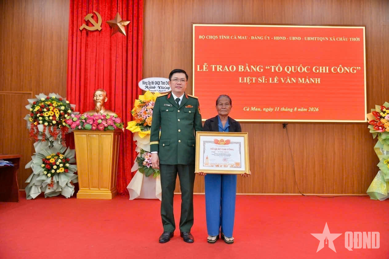 Cà Mau: Trao bằng “Tổ quốc ghi công” cho thân nhân liệt sĩ Lê Văn Mảnh