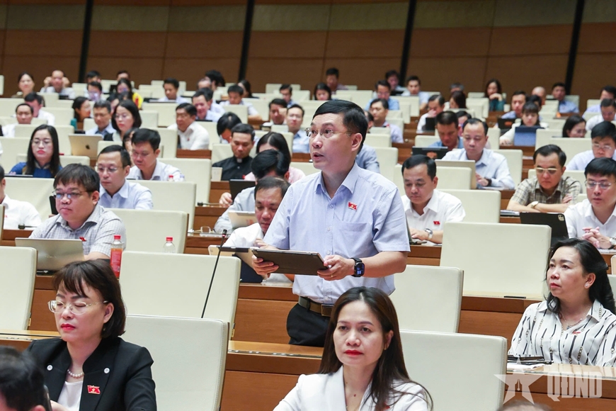 Thông cáo báo chí số 10 Kỳ họp không thường lệ thứ nhất, Quốc hội khóa XVI