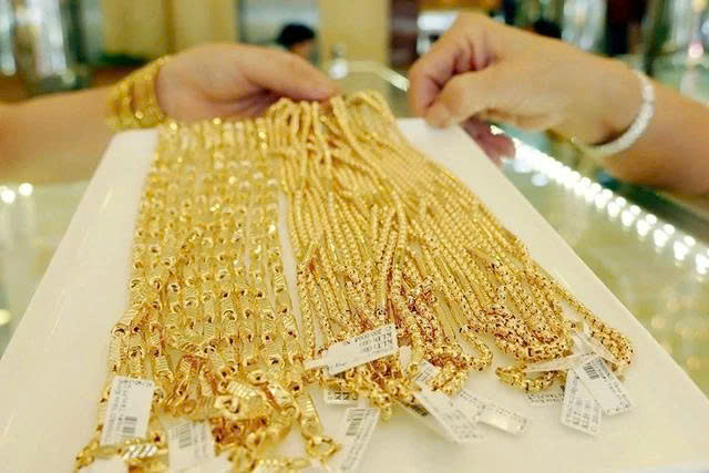 Giá vàng hôm nay (chiều 12-8): Giá vàng miếng đồng loạt tăng


