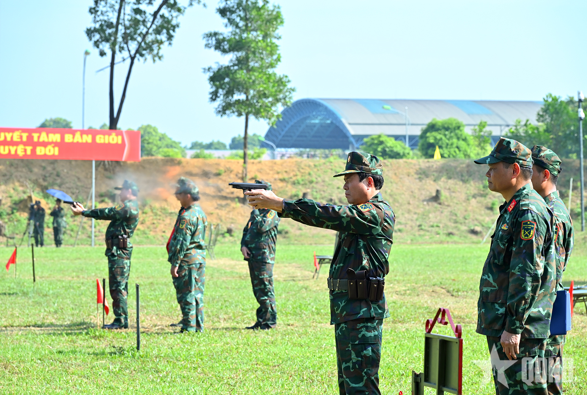 Đại tướng Nguyễn Tân Cương kiểm tra, động viên lực lượng tham gia Hội thao cơ quan chiến lược