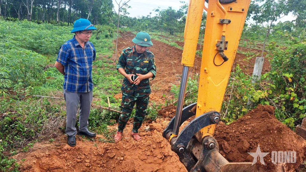 Quân khu 4 tổ chức tìm kiếm hài cốt liệt sĩ tại căn cứ Cồn Tiên, Quảng Trị