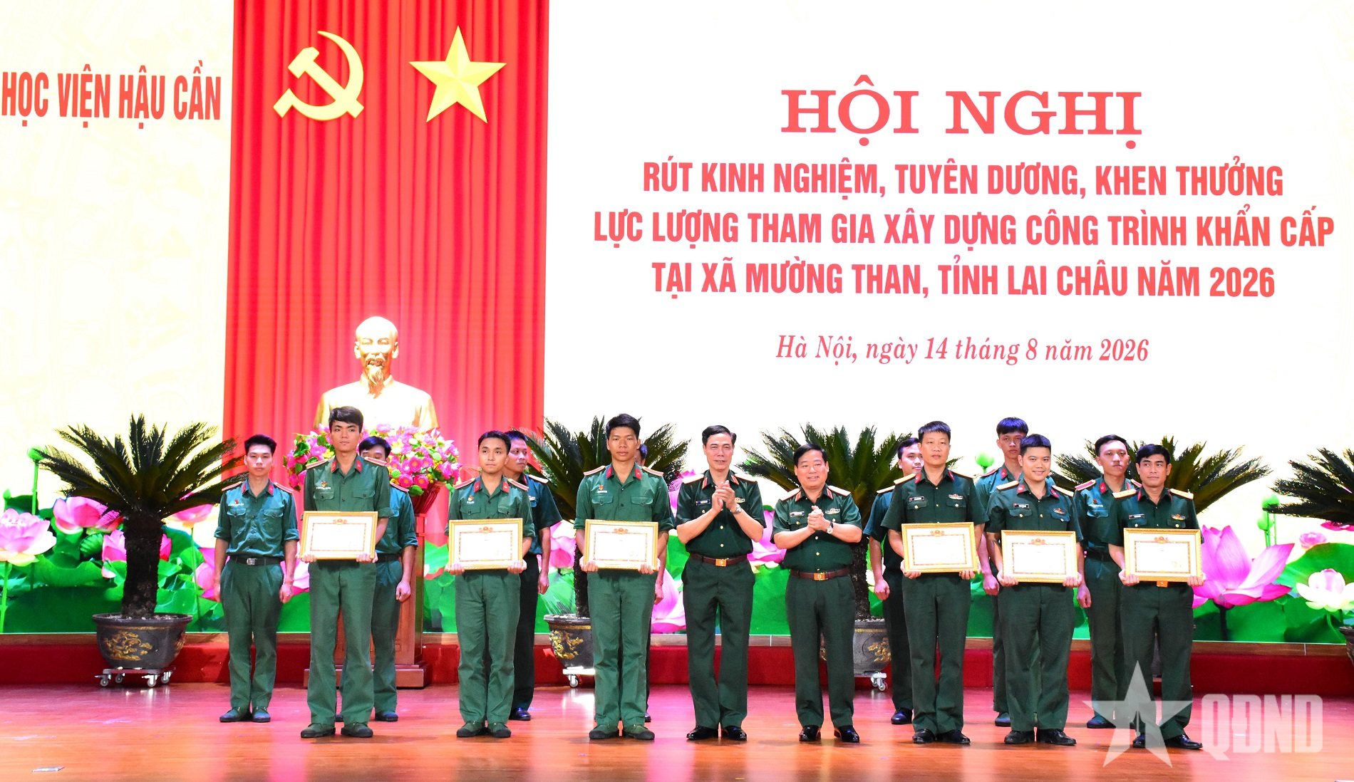 Học viện Hậu cần tuyên dương, khen thưởng lực lượng xây dựng công trình khẩn cấp ở Mường Than