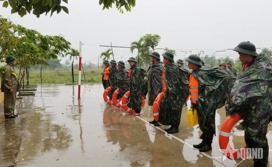 Bộ CHQS TP Huế: Chủ động phòng chống, ứng phó kịp thời với thiên tai, bão lụt